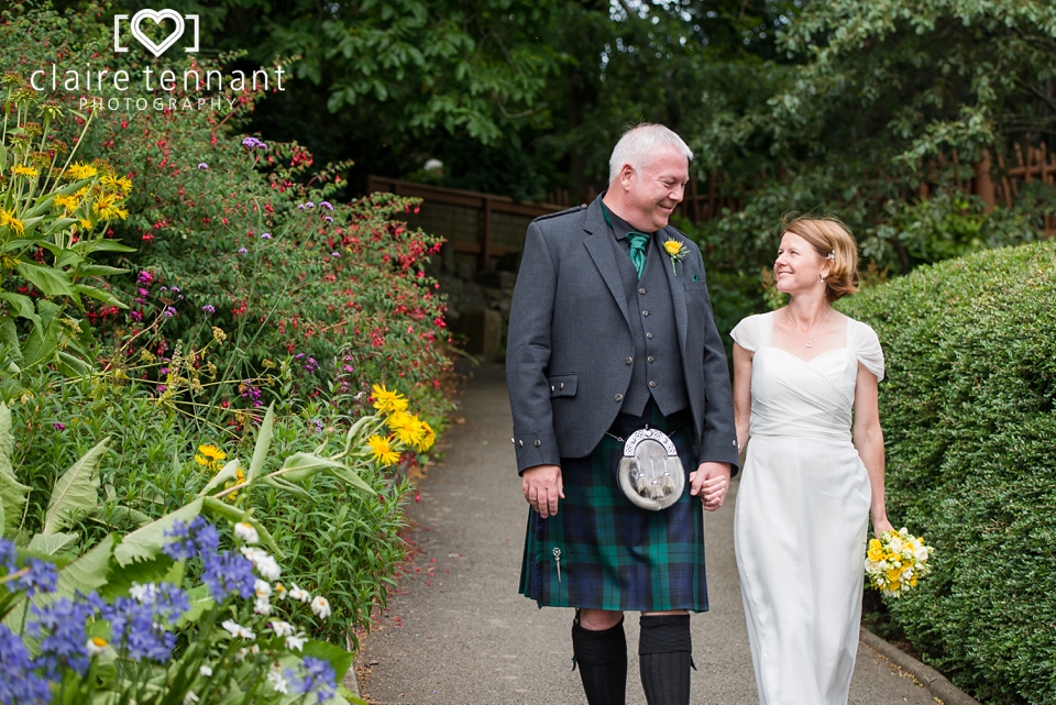 Summer Edinburgh Zoo Wedding