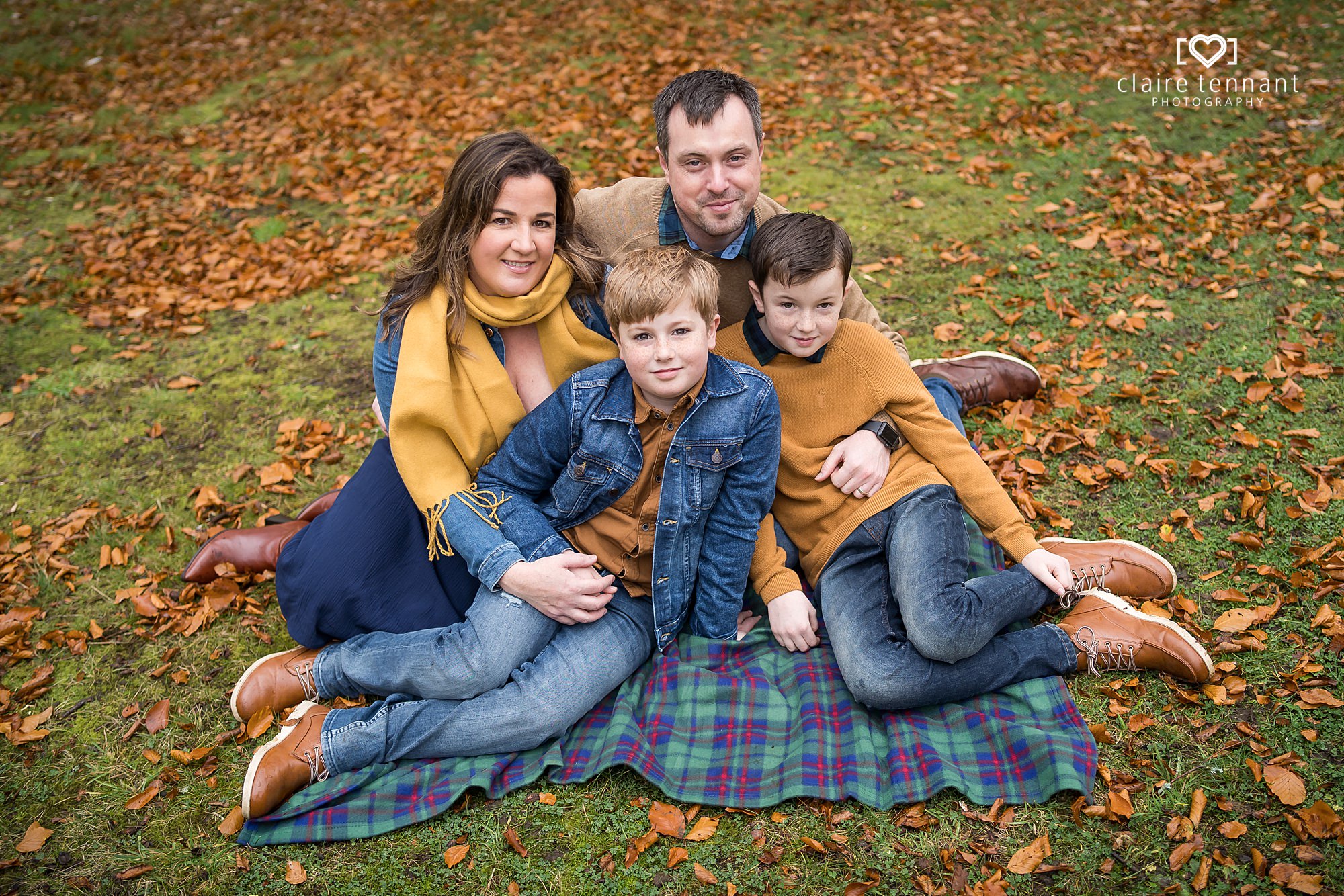 Beautiful Autumn Family Shoot at Dalkeith Country Park